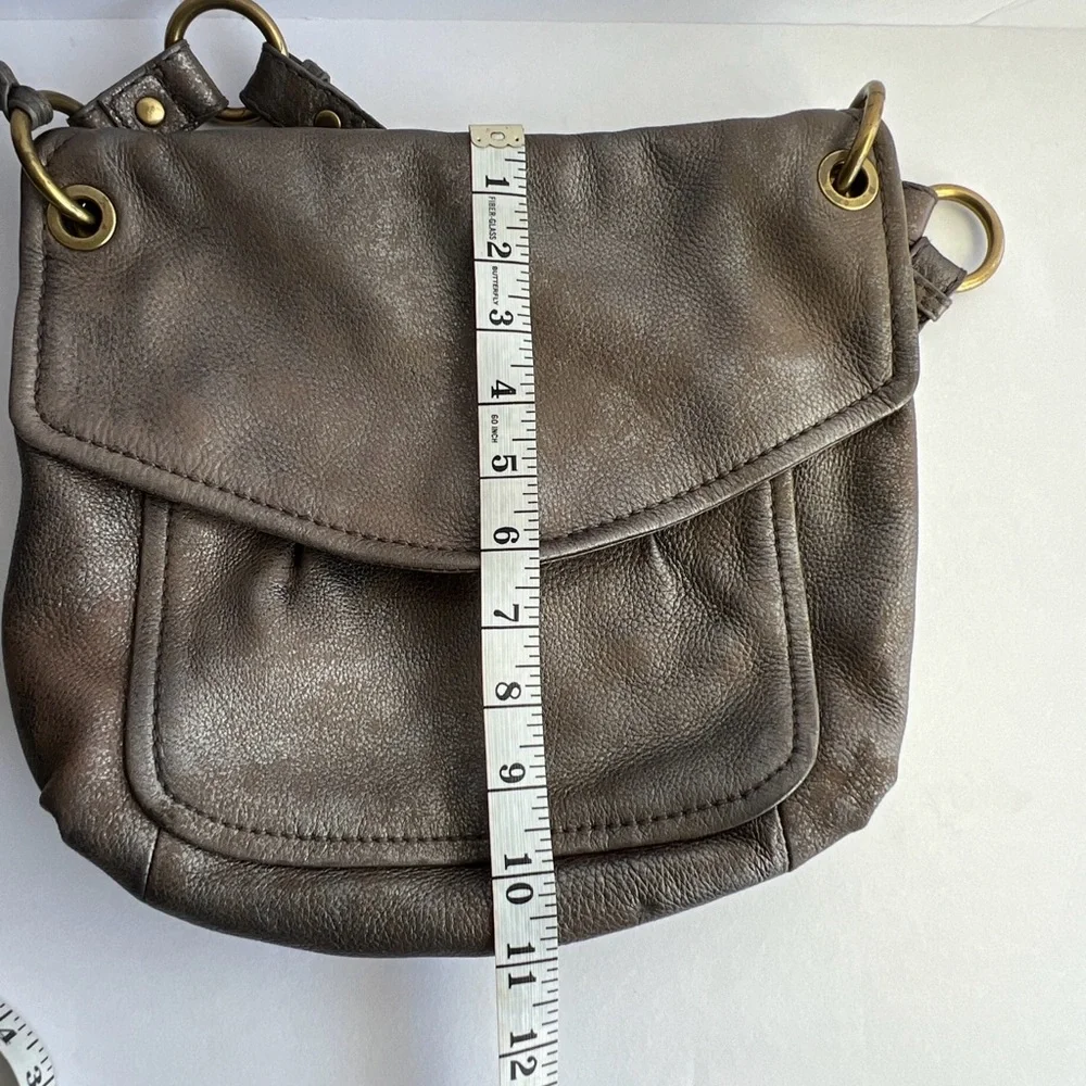 Fossil Long Live Vintage 1954 Leather Shoulder Bag,‎ Distressed Silver